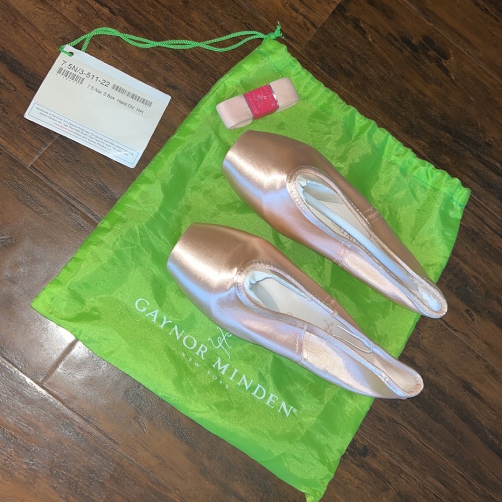 Gaynor Minden pointe shoes